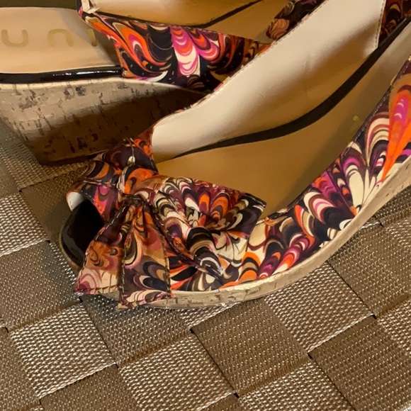 WOMENS WEDGE SANDALS SIZE 9.5 - Picture 4 of 7